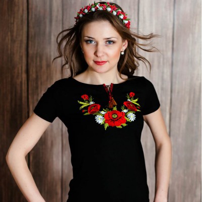 Embroidered t-shirt "Poppy&Daisy"